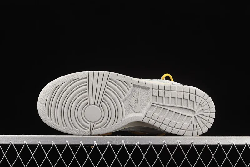 All categories Nk SB Dunk Series Nk SB Dunk Low low-top sneakers J version OF x Nk Dunk Low "12 of 50" OW suede SB smashed backboard fashion casual sneakers DJ0950-109